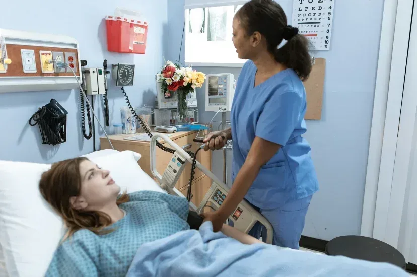 O mercado de quem faz pós-graduação EAD em enfermagem